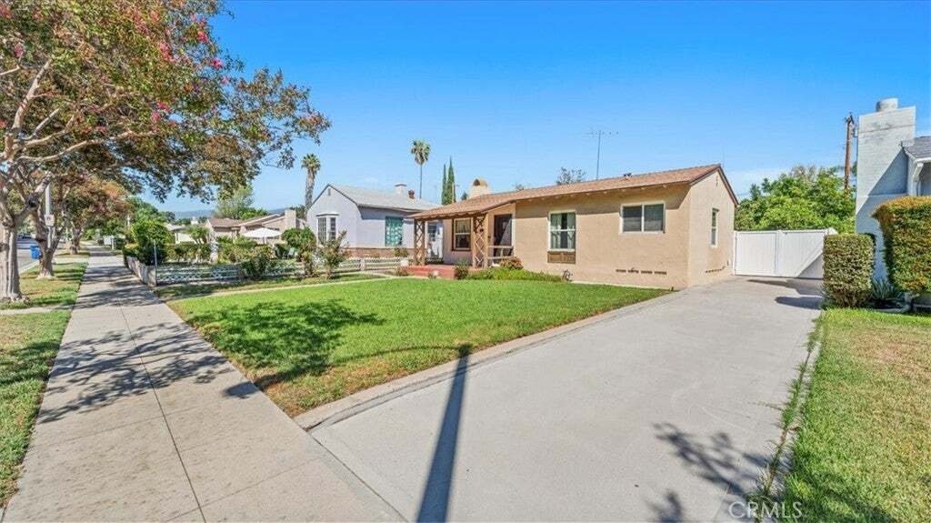 House in Pomona, California, United States 3 - 18908377