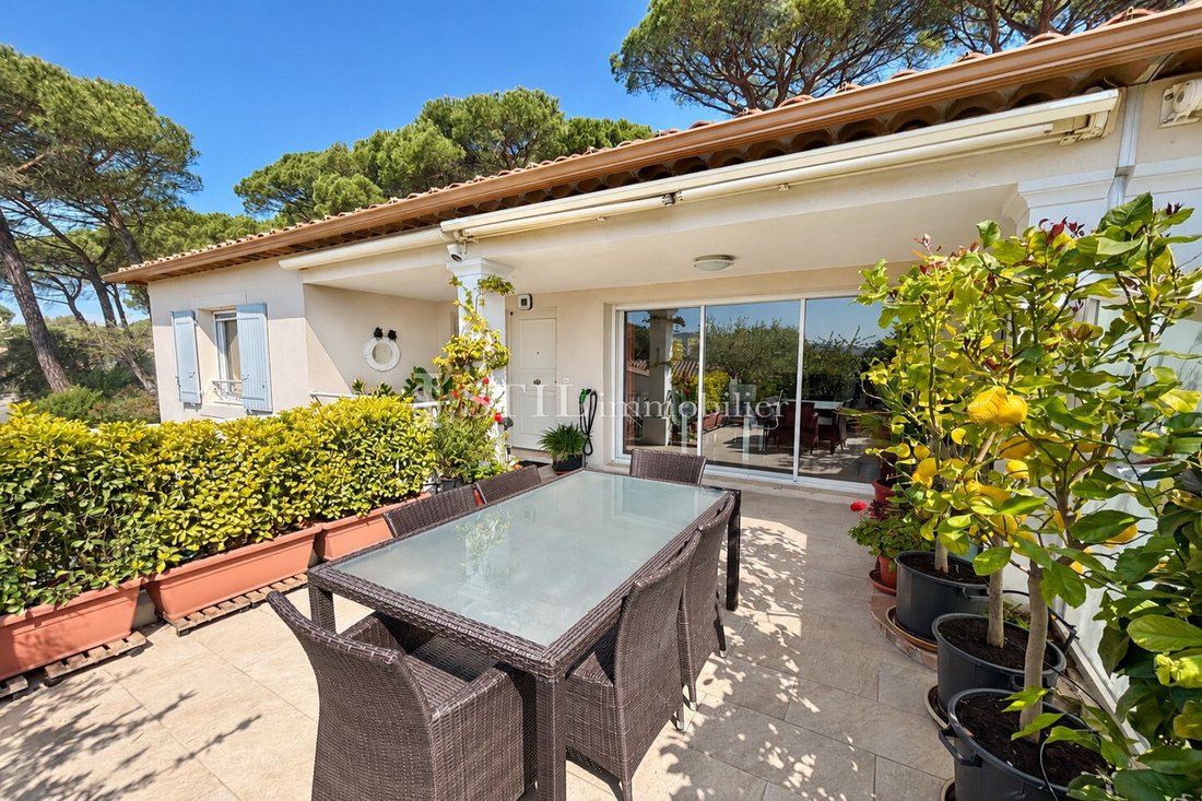 Apartment in Ville-Les Saquedes-Le Bouillonnet, Sainte-Maxime, France 1 - 18913666