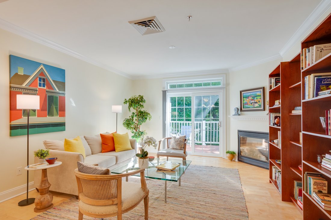 Condo in Concord, Massachusetts, United States 2 - 18914735