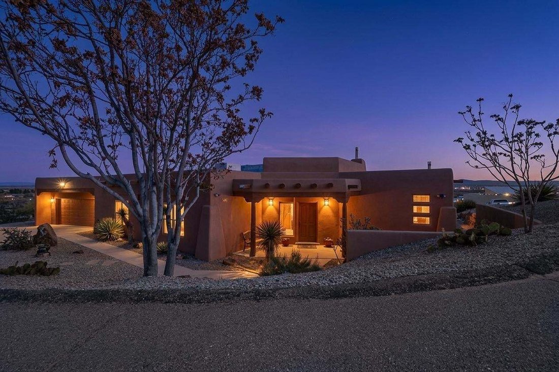 House in Corrales, New Mexico, United States 2 - 18909590