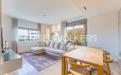 Penthouse in Districte III, l'Hospitalet de Llobregat, Spain 1