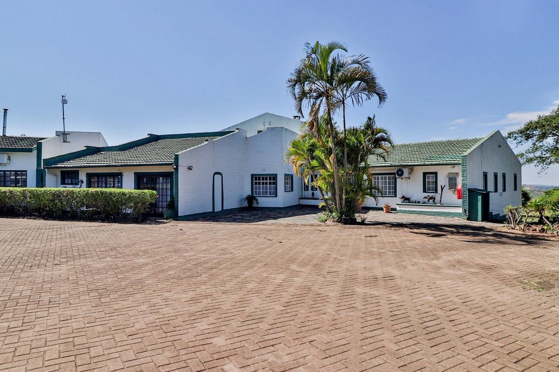 Mbombela, Mpumalanga, South Africa 5 - 18909007