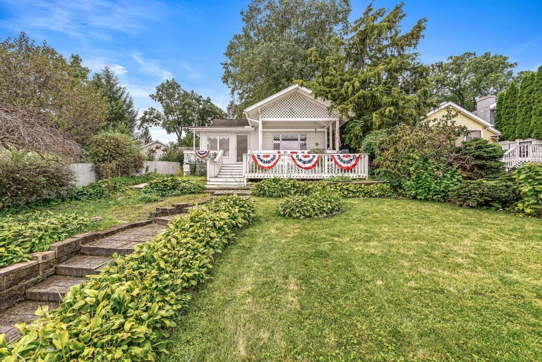 House in Edwardsburg, Michigan, United States 2 - 18913780