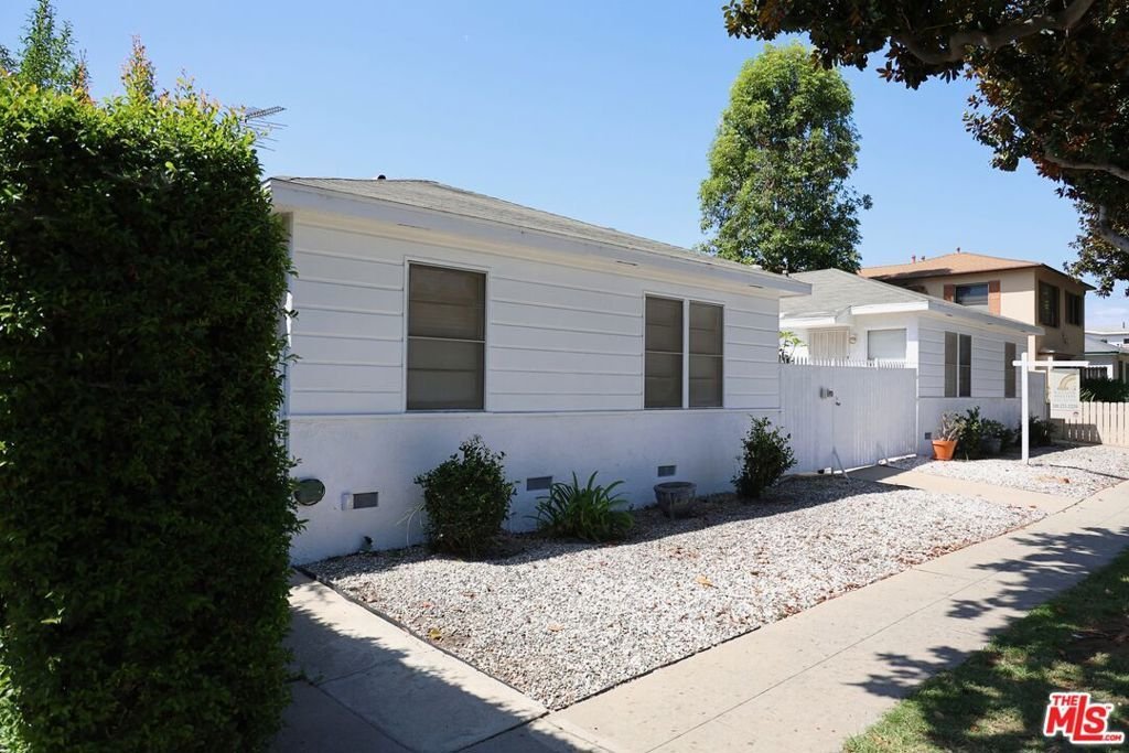 Los Angeles, California, United States 2 - 18823386