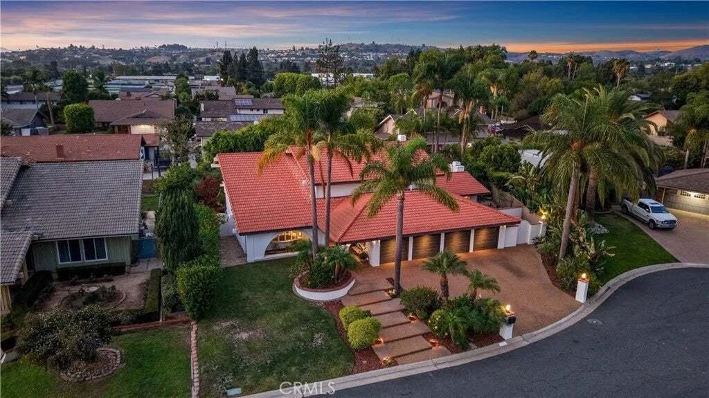 House in Orange, California, United States 4 - 18663959