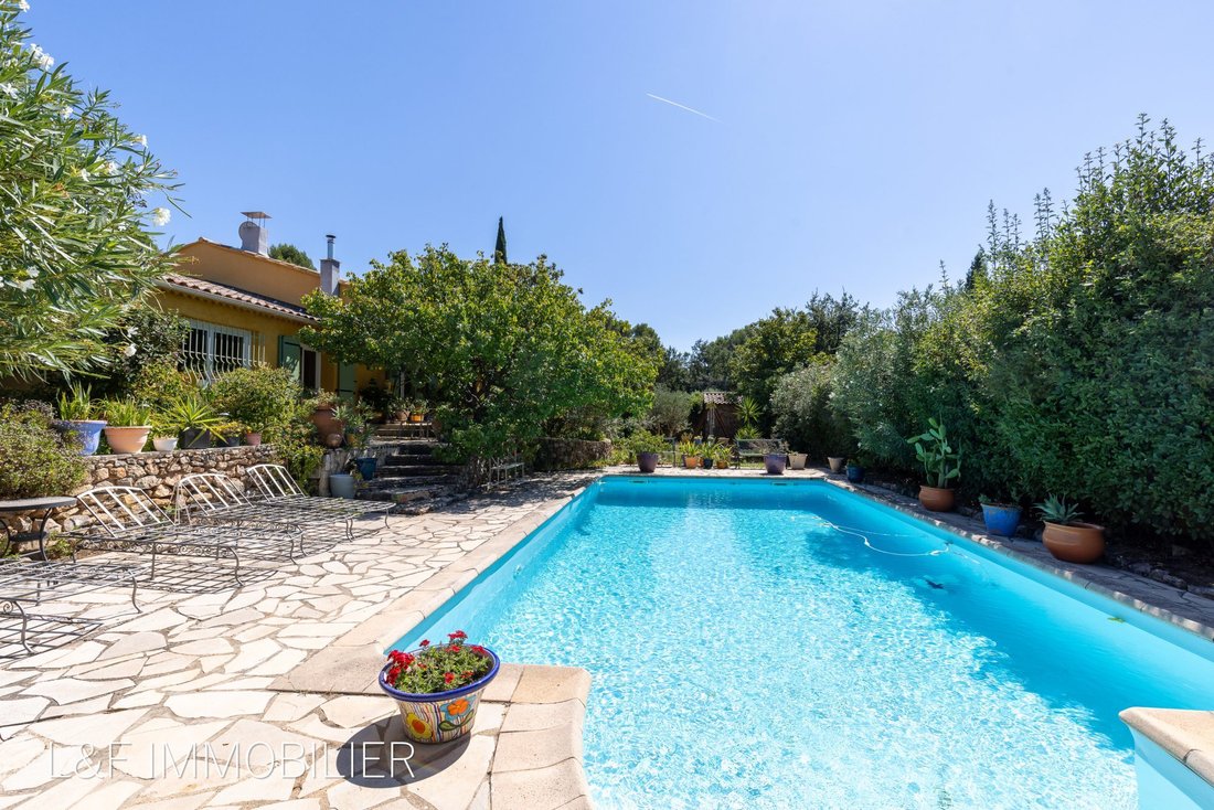 Casa a Le Castellet, Provenza-Alpi-Costa Azzurra, Francia 2 - 18918540