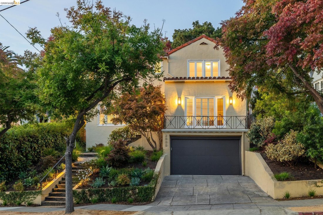 House in Oakland, California, United States 1 - 18909504