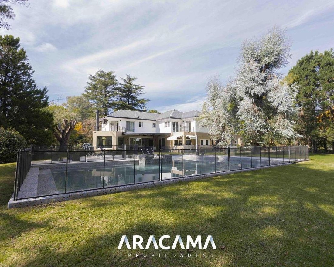 House in Canning, Buenos Aires, Argentina 2 - 18906798