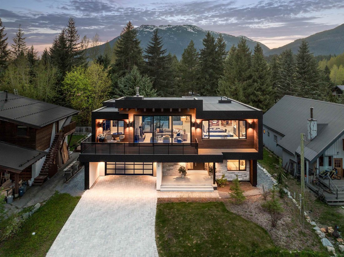 Casa en Whistler, Columbia Británica, Canadá 2 - 18918375