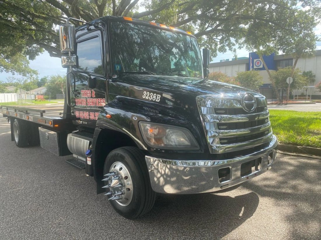 Pickup in Jacksonville, FL, United States 1 - 13215874