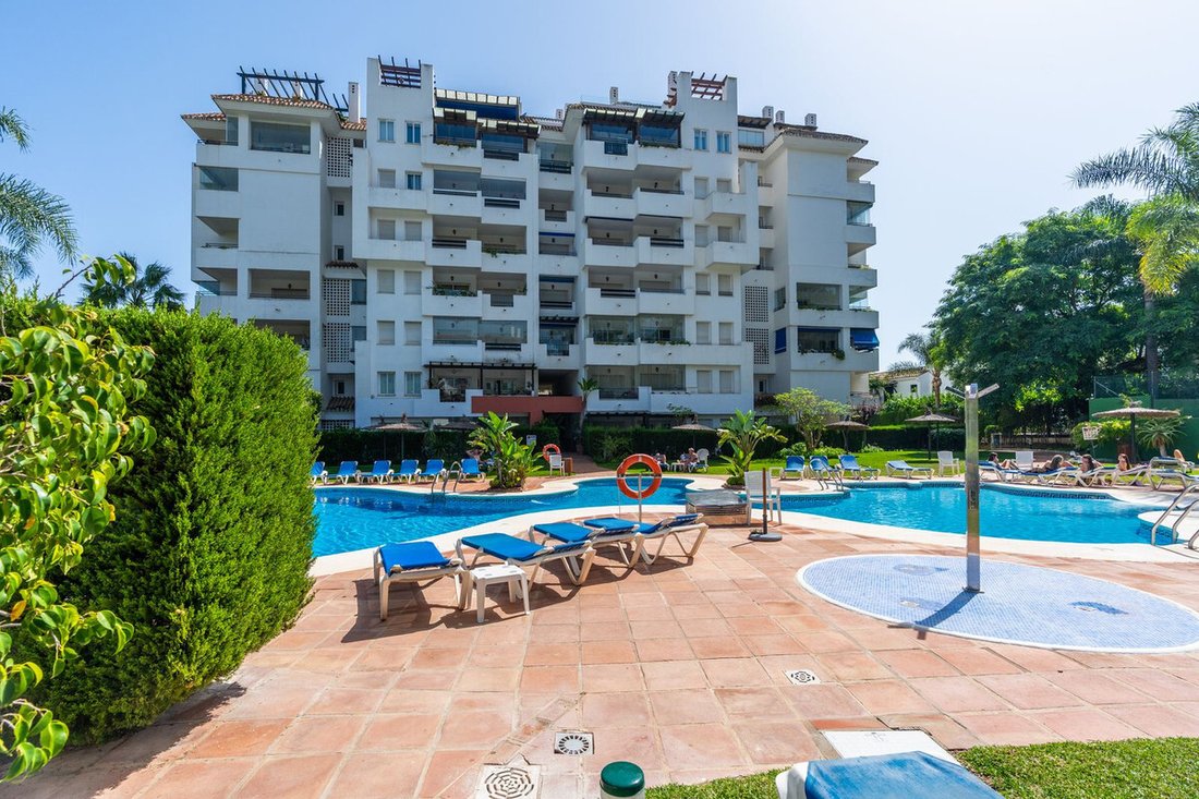 Puerto Banus, Marbella, Spain 1 - 18909933