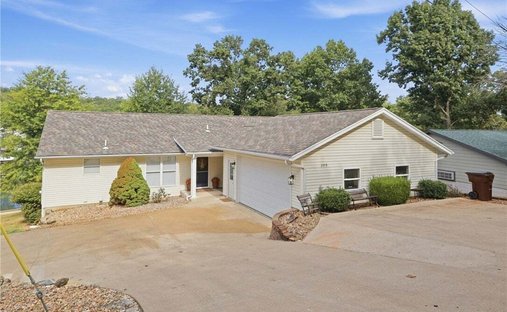House in Linn Creek, Missouri, United States 1