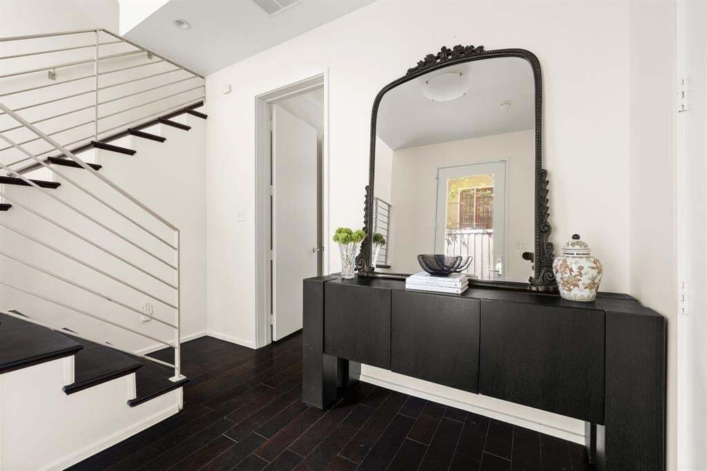 Condo in Dallas, Texas, United States 2 - 18917382