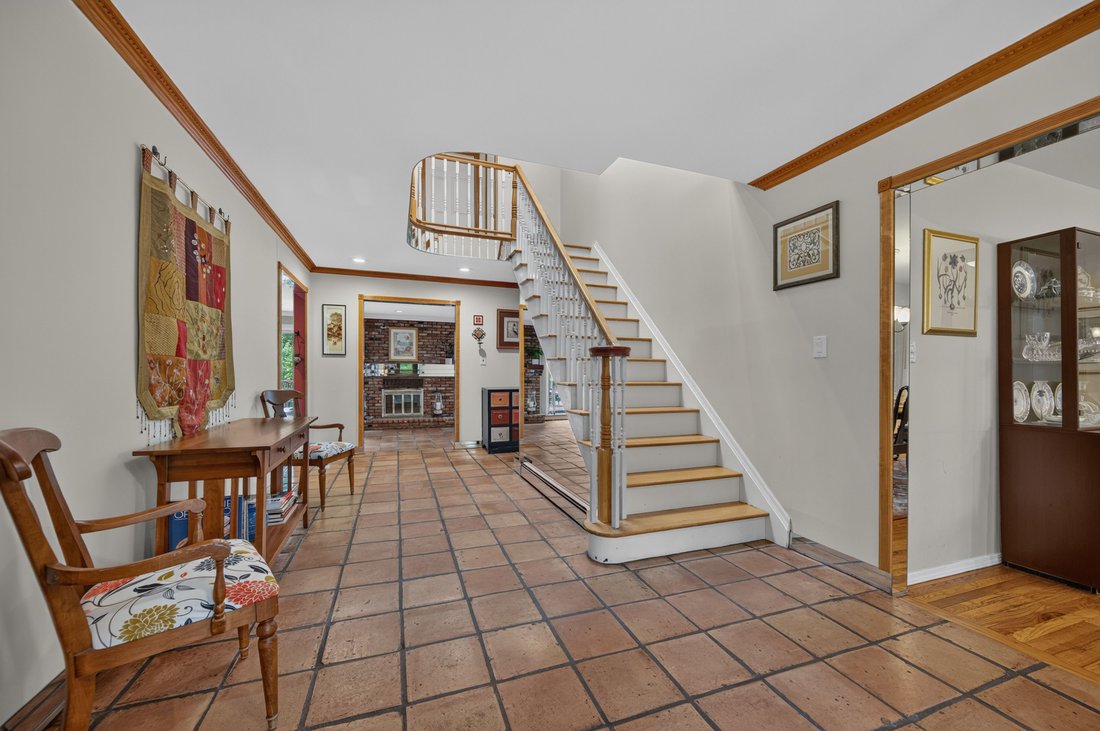 House in Huntington Station, New York, United States 3 - 18898361