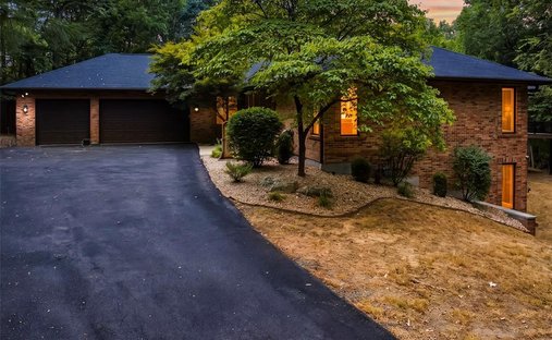 House in Waterloo, Illinois, United States 1