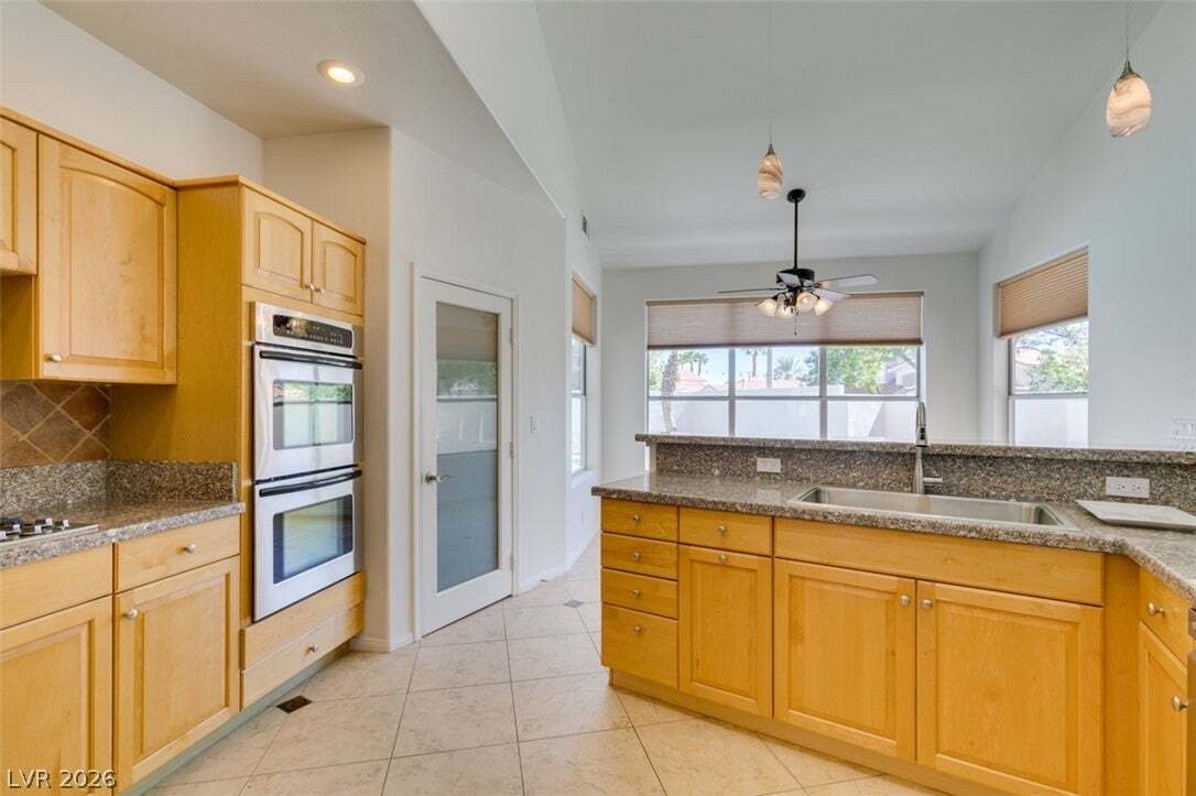 House in Henderson, Nevada, United States 4 - 18908790