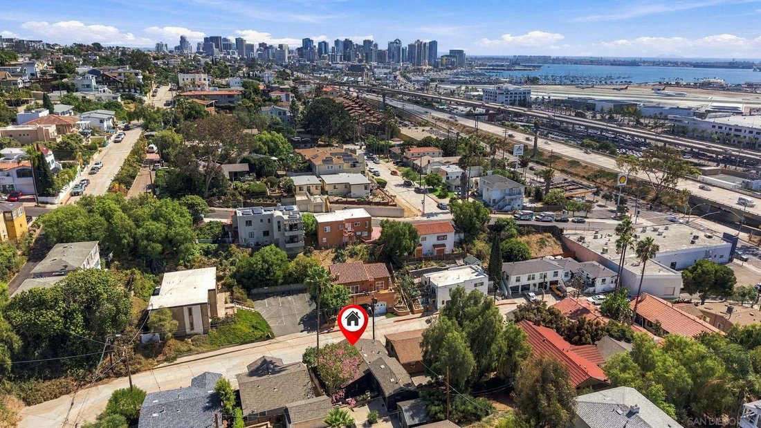 San Diego, California, United States 3 - 18913308