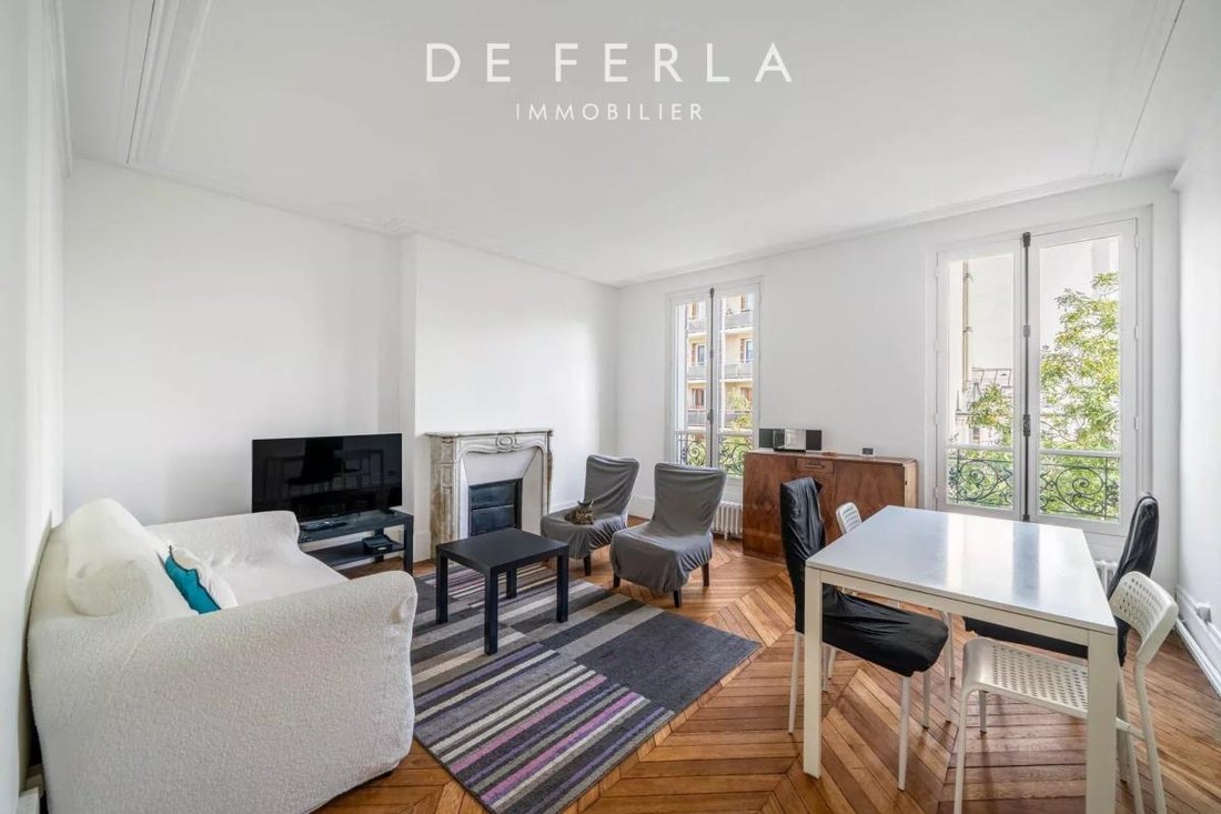 Apartment in Jean Moulin-Porte d'Orléans, Paris 14e Arrondissement, Paris 1 - 18907220