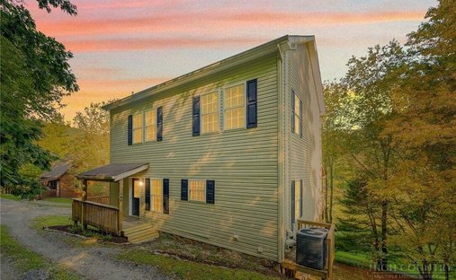 House in Vilas, North Carolina, United States 1