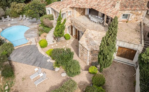 Villa in Zonza, Corsica, France 1