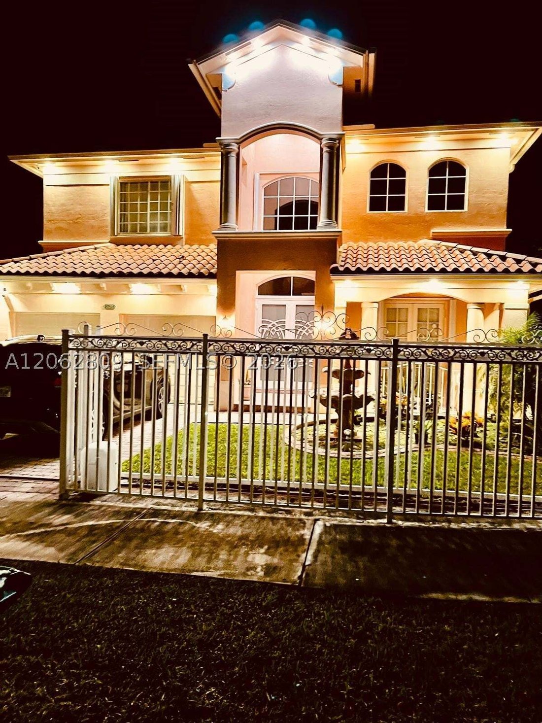 House in West Miami, Florida, United States 3 - 18551900