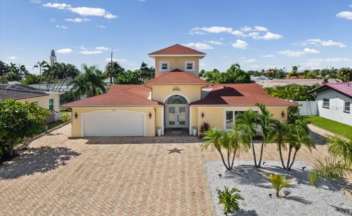 House in Belleair Beach, Florida, United States 1