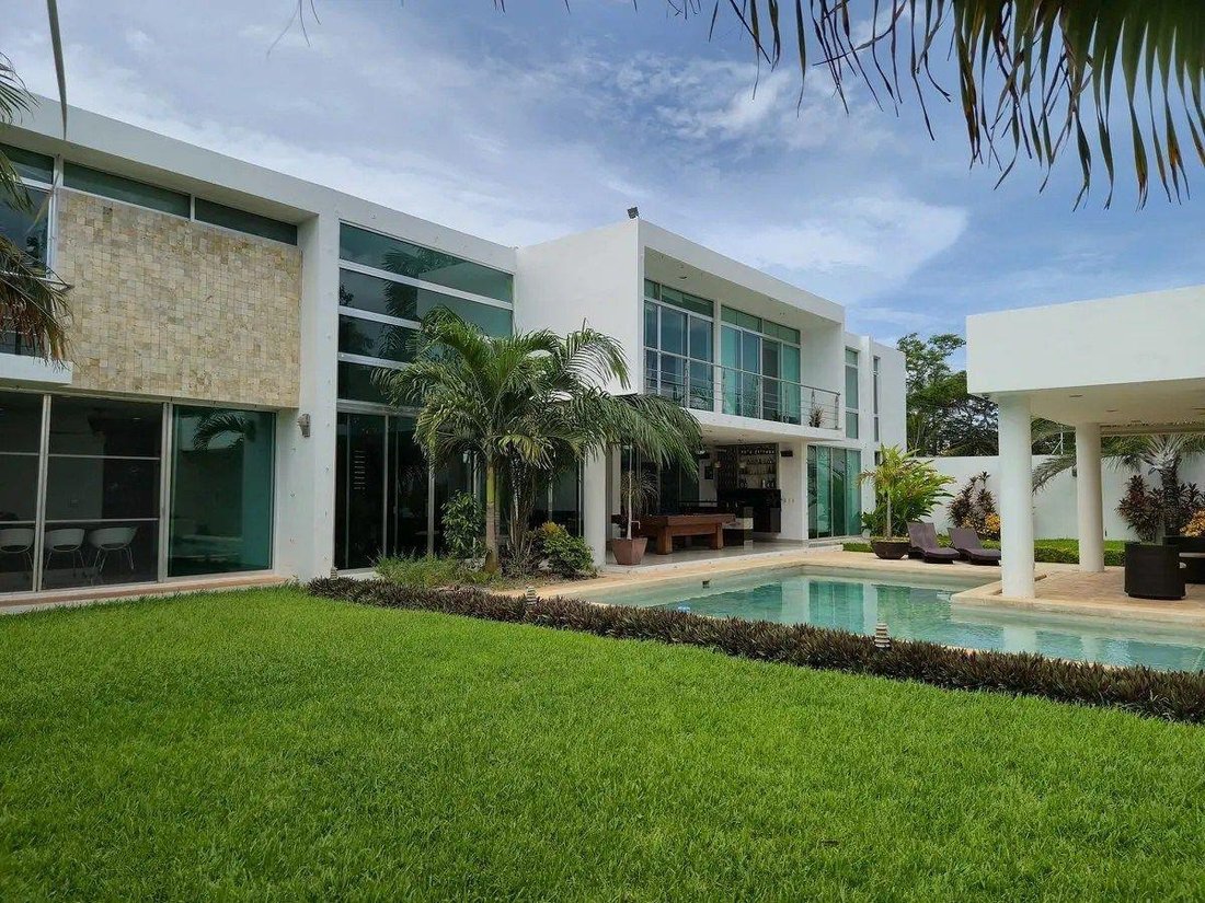 House in Mérida, Yucatan, Mexico 2 - 18908433