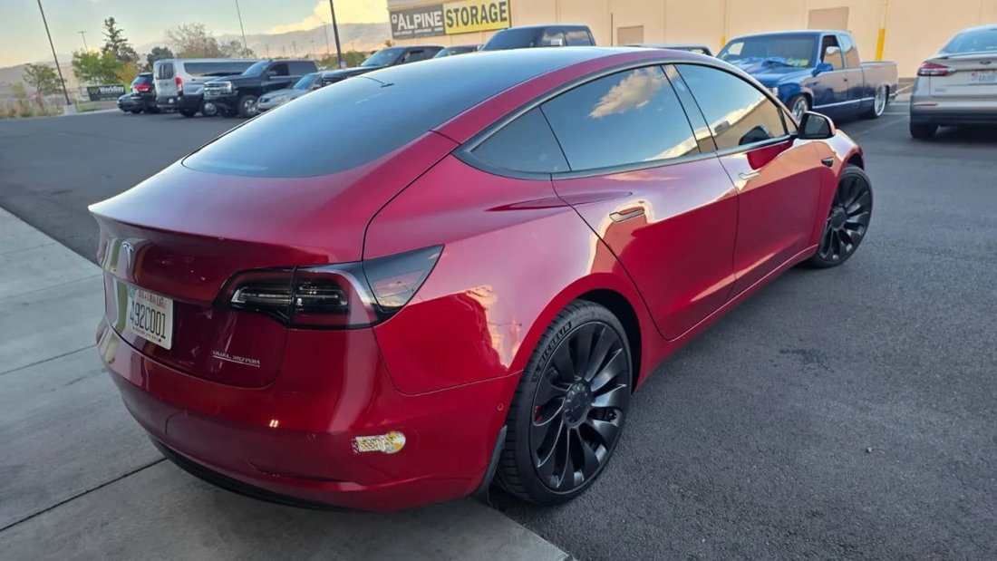 Sedan in West Valley, UT, United States 4 - 18918101