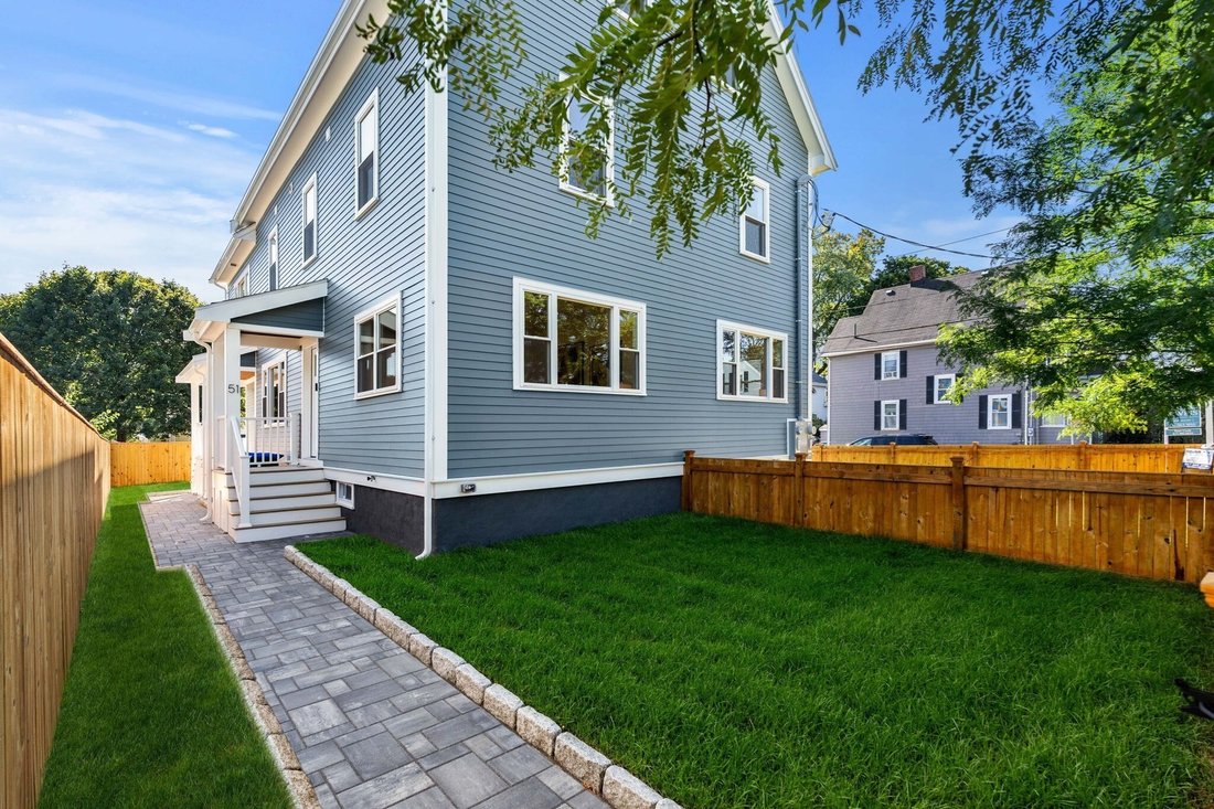 House in Medford, Massachusetts, United States 1 - 18912708