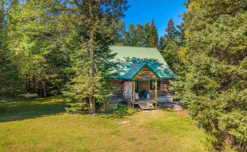 Maison à Hulbert, Michigan, États-Unis 1