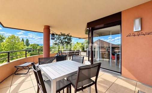 Apartment in Prévessin-Moëns, Auvergne-Rhône-Alpes, France 1