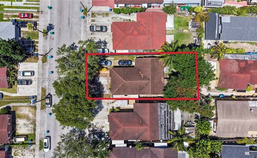 House in Sweetwater, Florida, United States 1