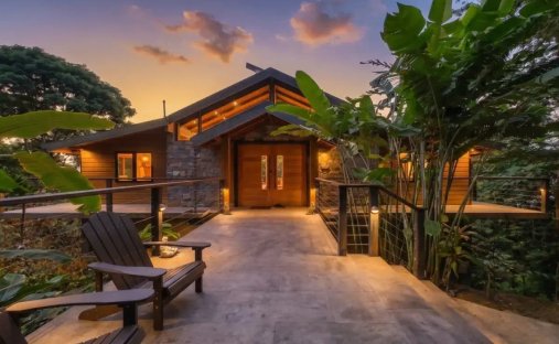 House in La Finette, Diego Martin Regional Corporation, Trinidad and Tobago 1
