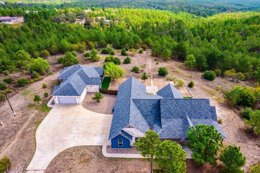 House in Bastrop, Texas, United States 1 - 18909398