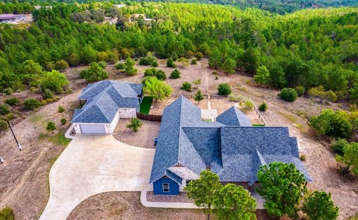 House in Bastrop, Texas, United States 1