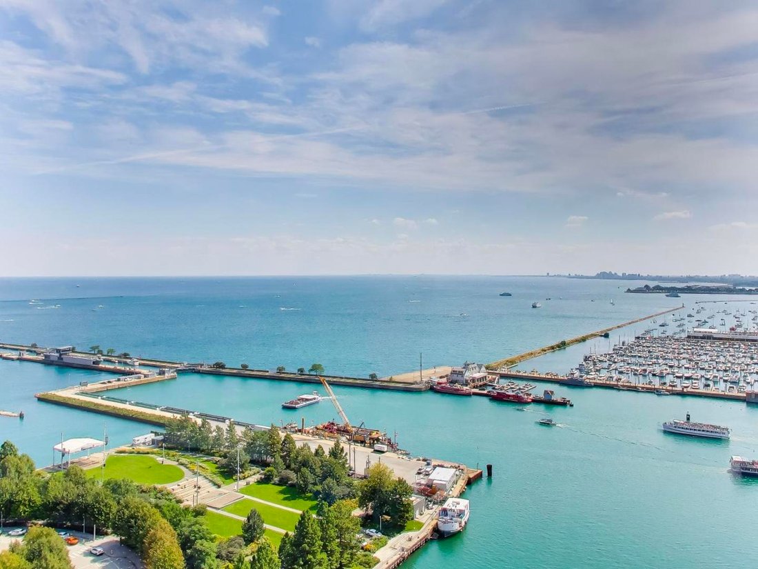 Condo in Chicago, Illinois, United States 2 - 18860082