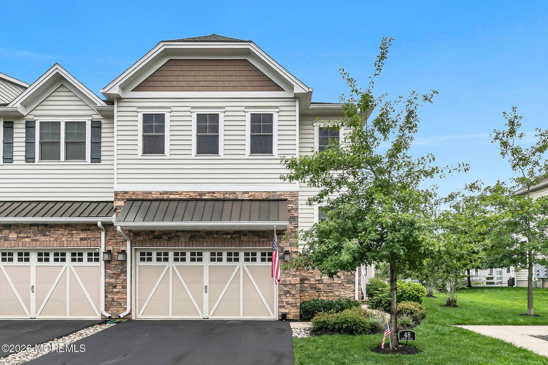 Condo in Lincroft, New Jersey, United States 1 - 18917479