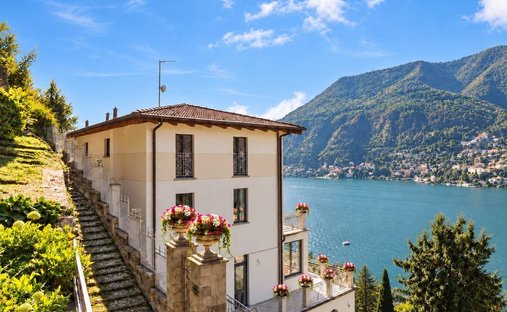 Villa in Torno, Lombardy, Lombardy, Italy 1