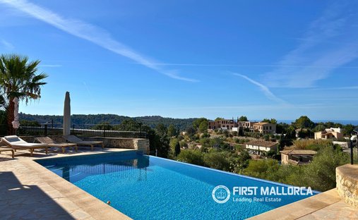 Country House in Puigpunyent, Balearic Islands, Spain 1