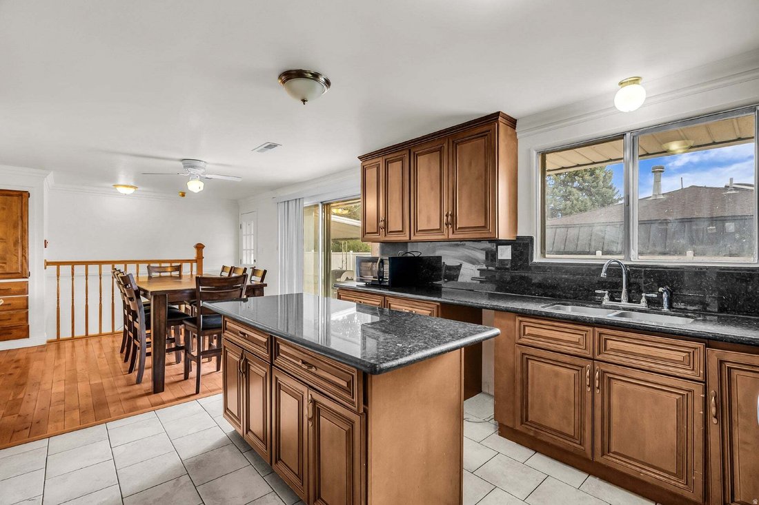 House in Holladay, Utah, United States 4 - 18912861