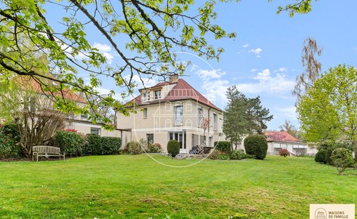 Villa à Domaine Saint-François d'Assise, La Celle-Saint-Cloud, France 1