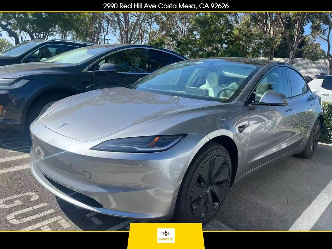 Sedan in Costa Mesa, CA, United States 1 - 18920268