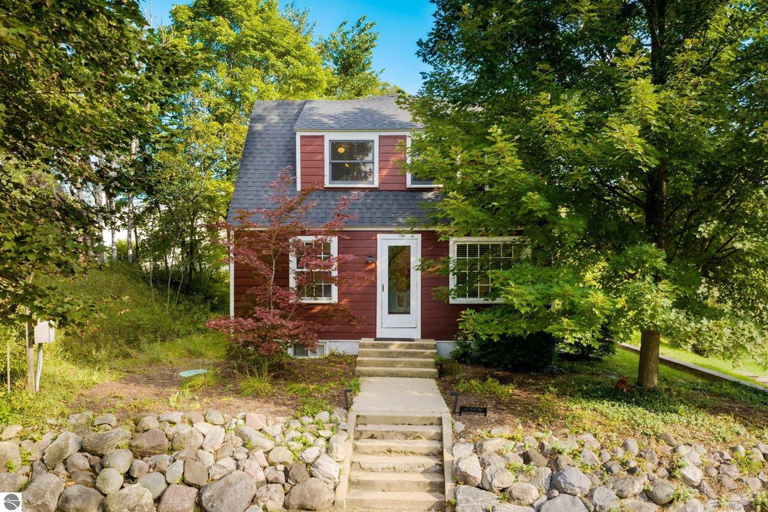 House in Northport, Michigan, United States 1 - 18920443