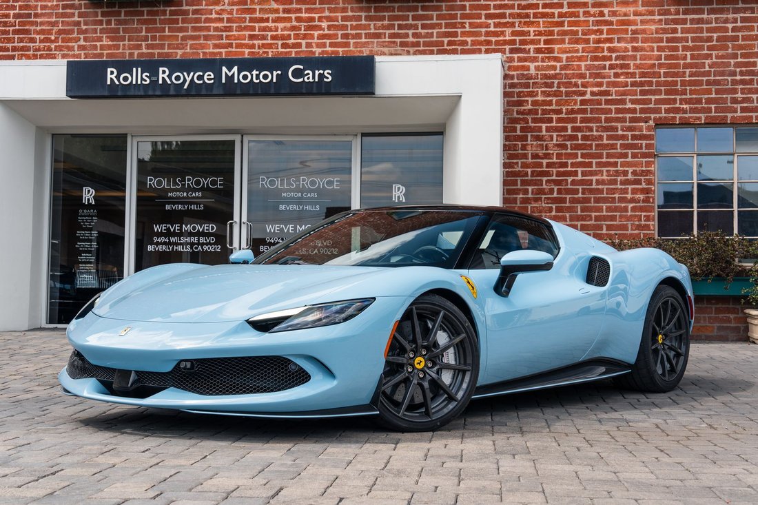 Coupe in Beverly Hills, CA, United States 3 - 18914061