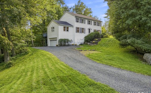 House in Danbury, Connecticut, United States 1