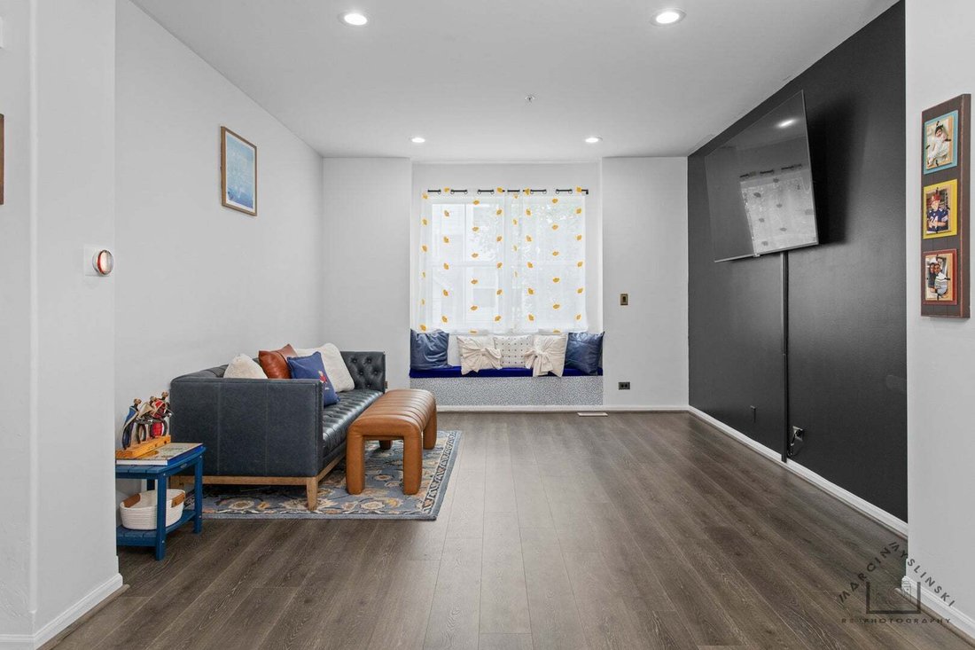 Townhouse in Morton Grove, Illinois, United States 5 - 18906413