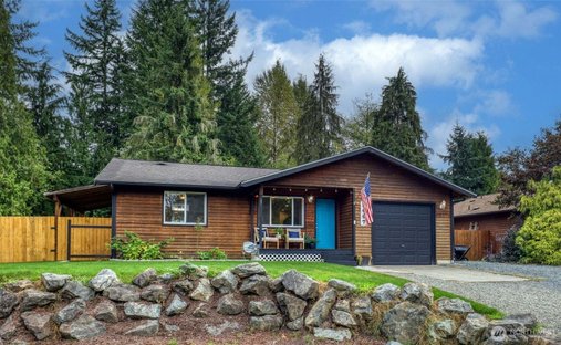 House in Granite Falls, Washington, United States 1