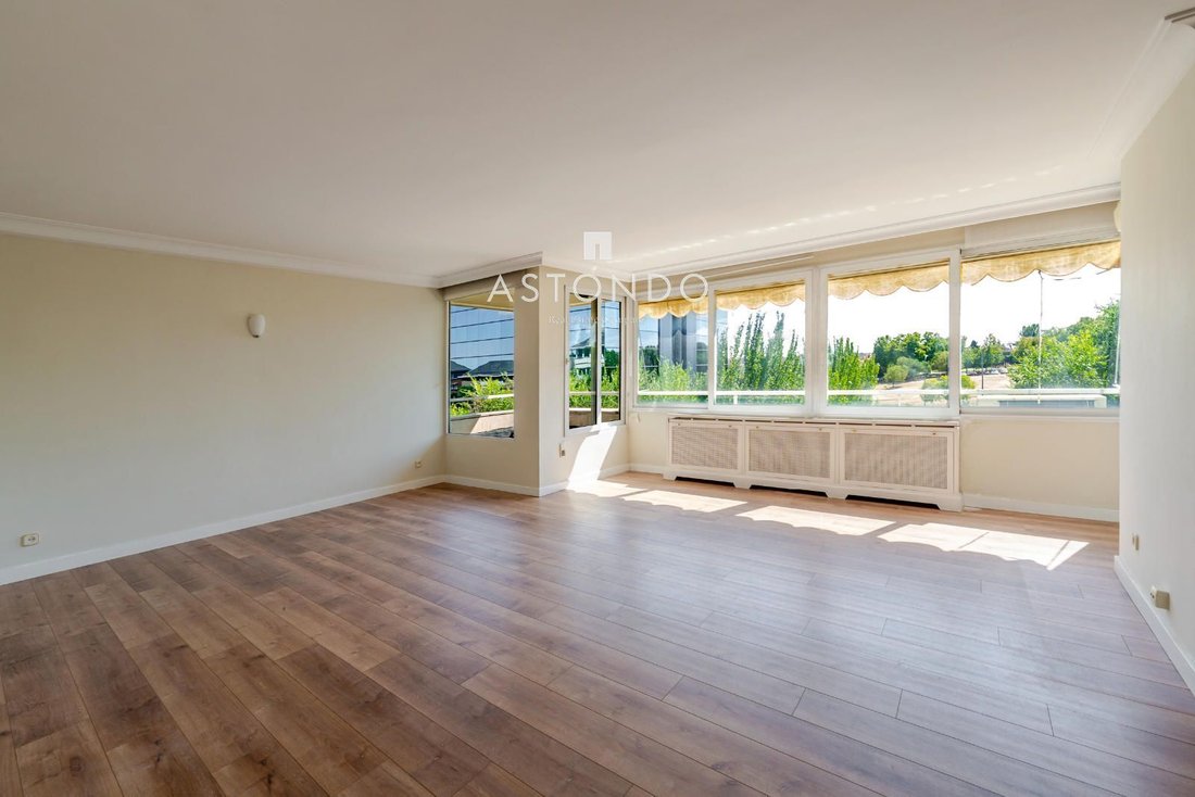 Apartment in Barajas, Madrid, Spain 5 - 18906989