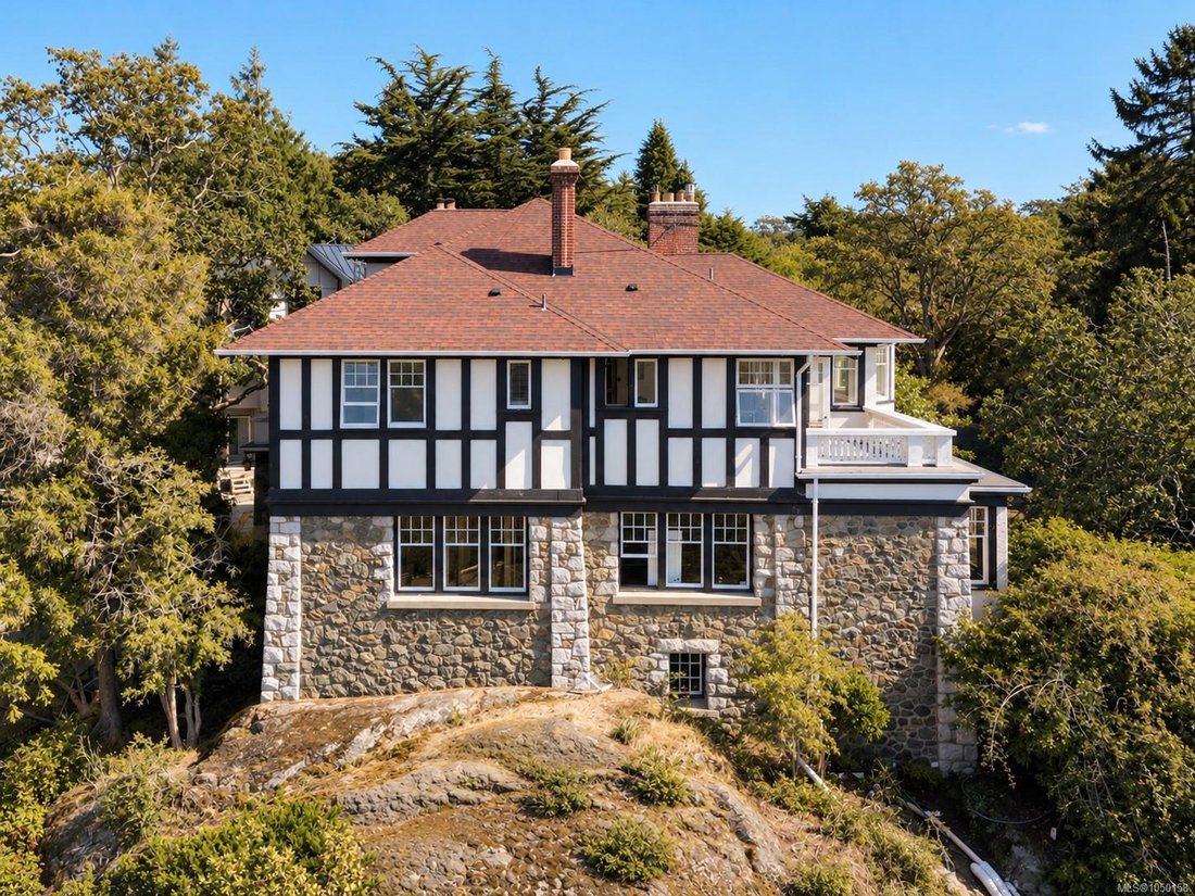Maison à Victoria, Colombie-Britannique, Canada 1 - 18913986
