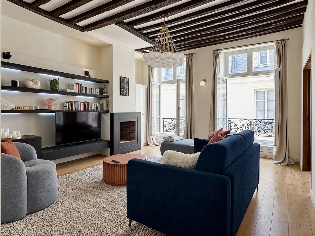 Apartment in Palais Royal, Paris 1er Arrondissement, Paris 1 - 18911147